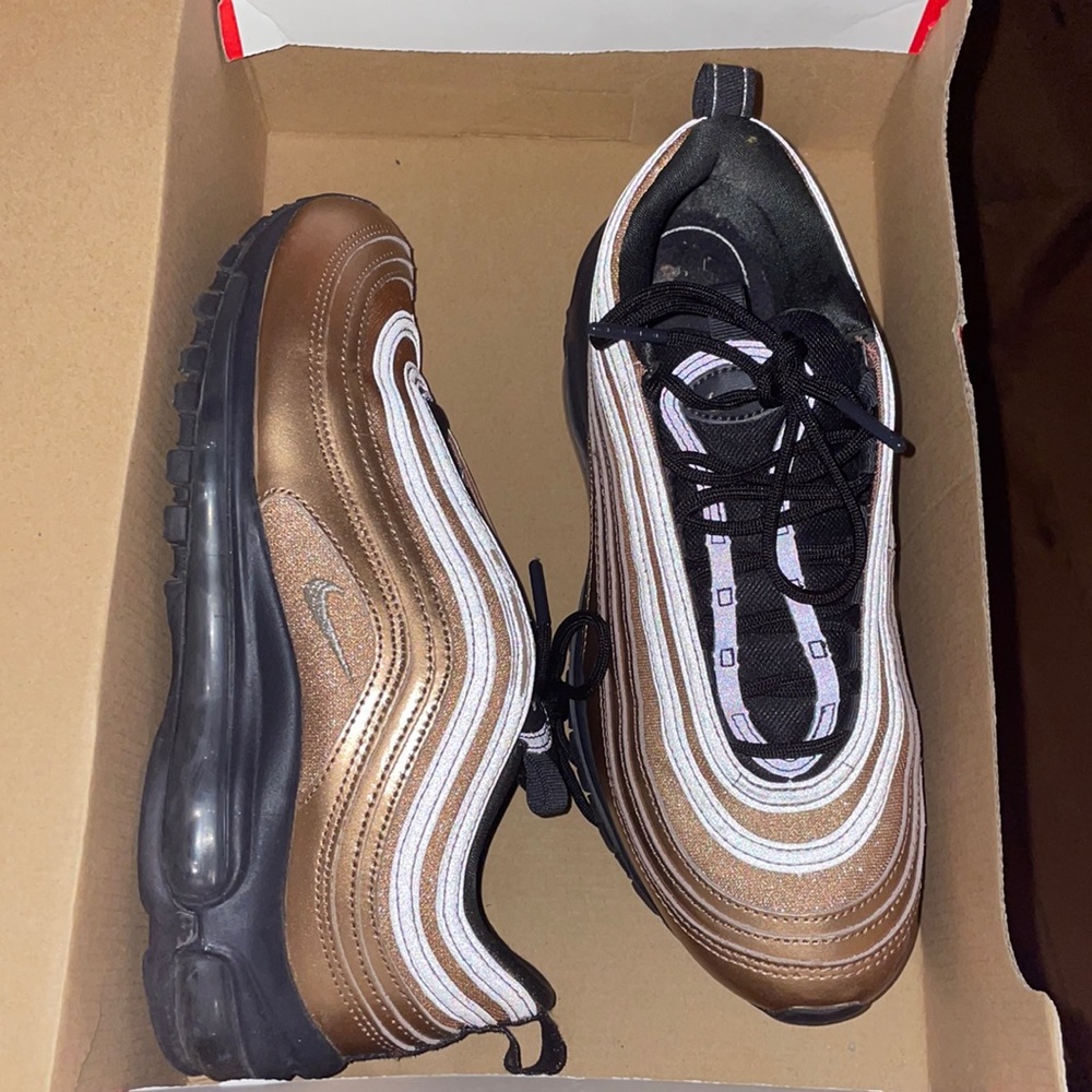 Air Max 97 Metallic Red Bronze